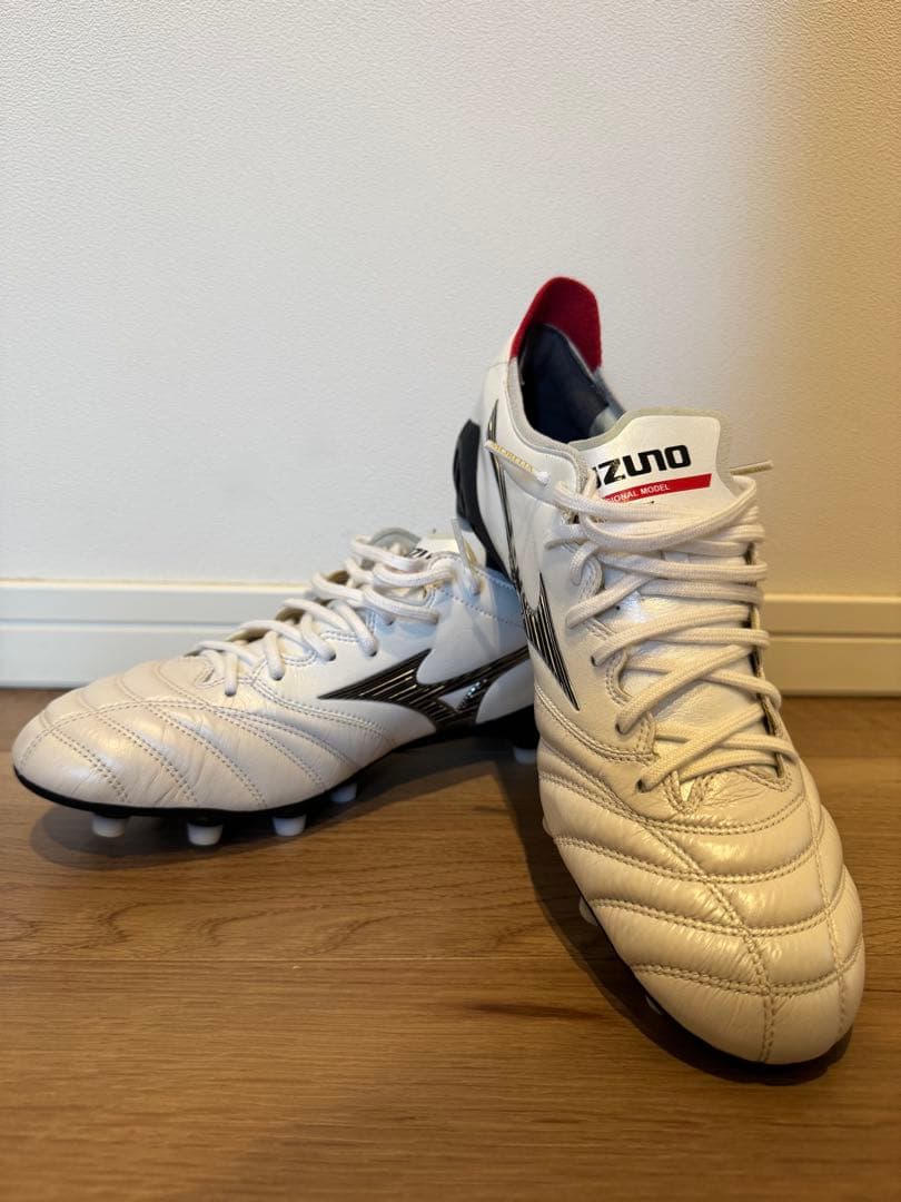 ☆新品☆ミズノ スパイク モレリア ネオⅢ 27.5 ※加工あり