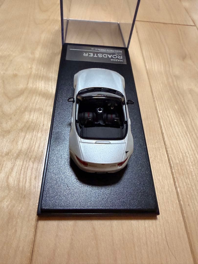 1/43 MAZDA ROADSTERnd シルバー ミニカー モデルカー