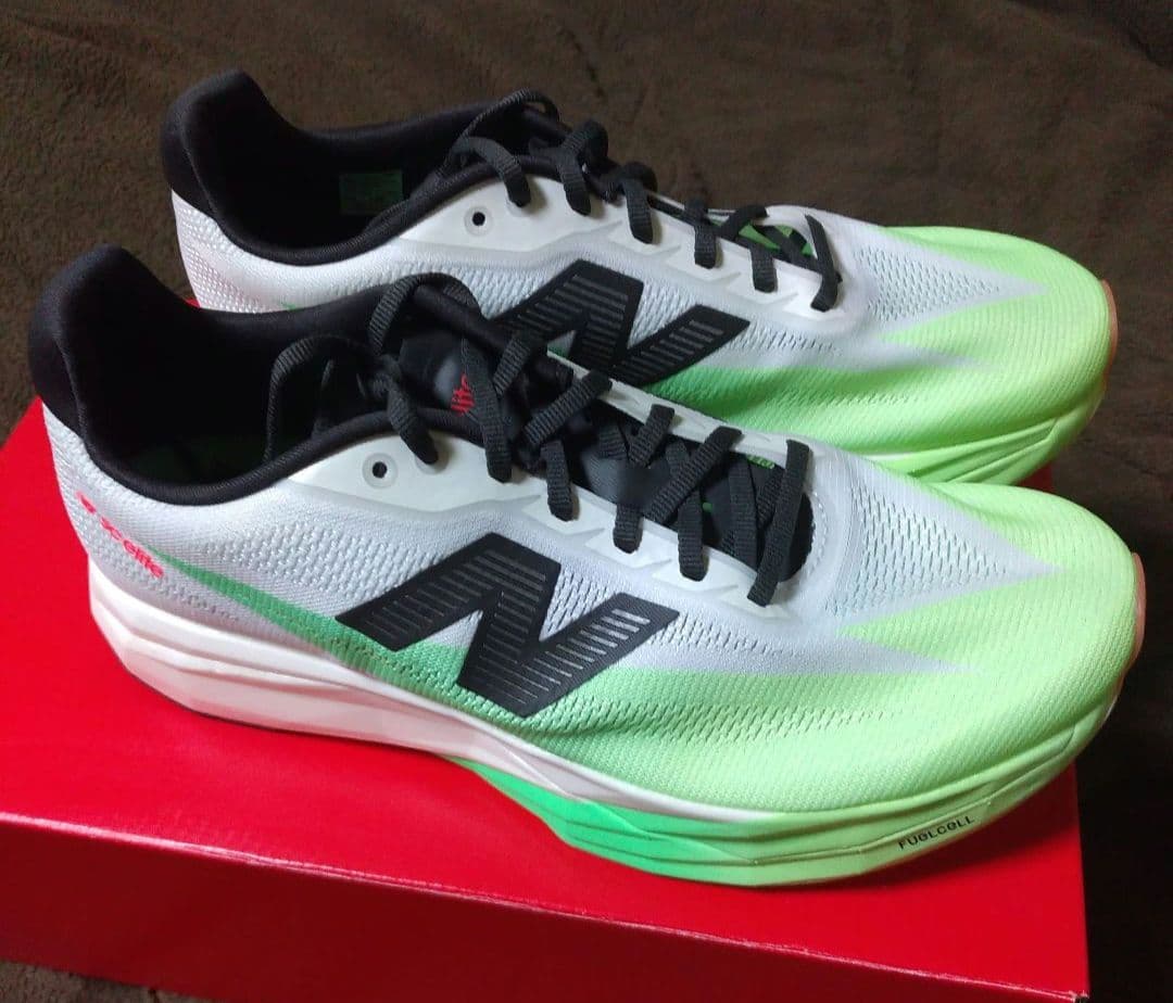 ニューバランス　フューエルセルSCエリートV5　25.0