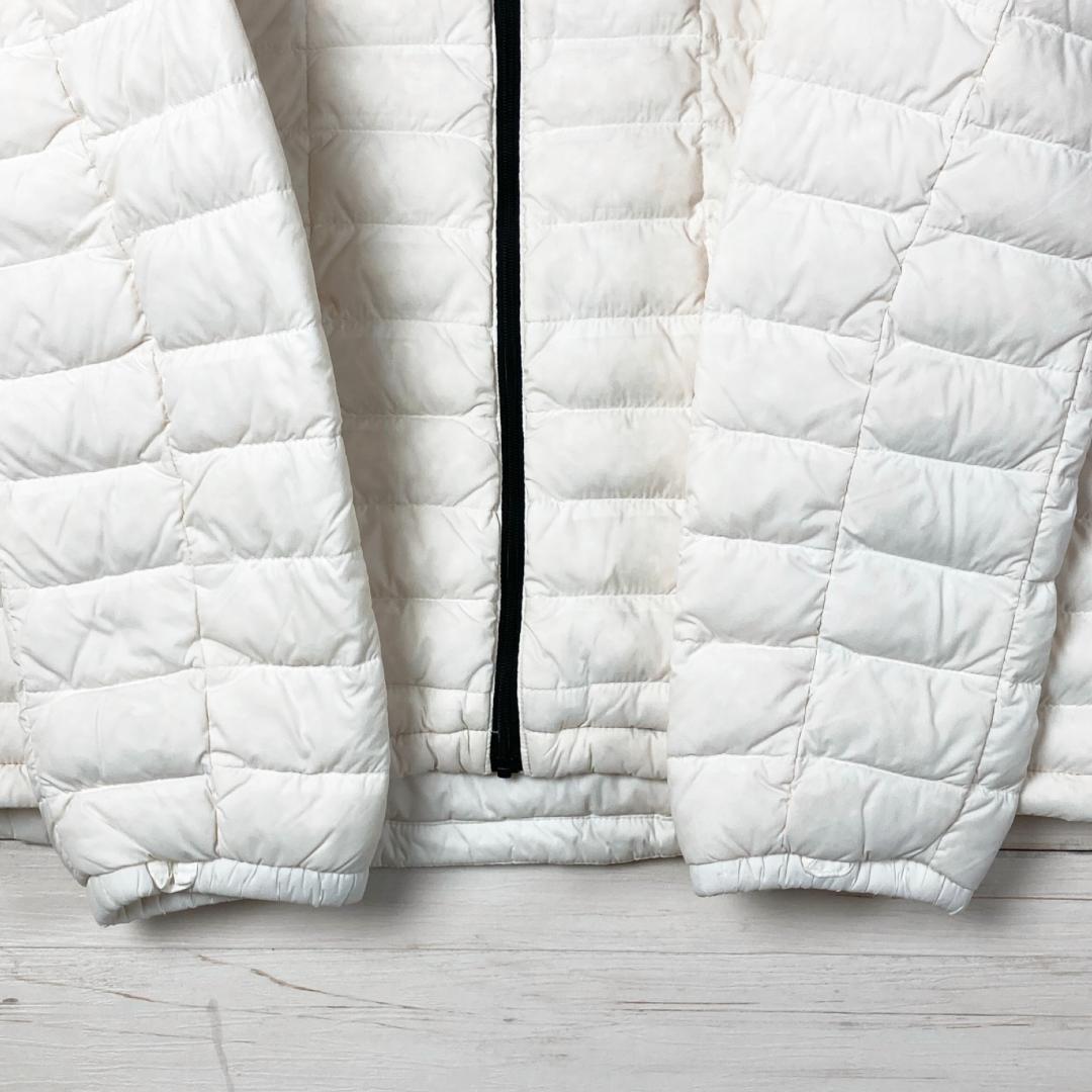 モンベル　ライトダウンジャケット　薄手　ロゴ刺繍　白　L100　12