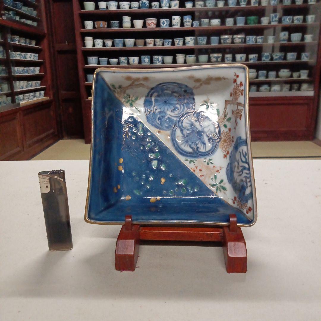 青と白の陶器皿　古伊万里写し　図変わり　深皿　四方皿　窯疵完品　渦福　明治期