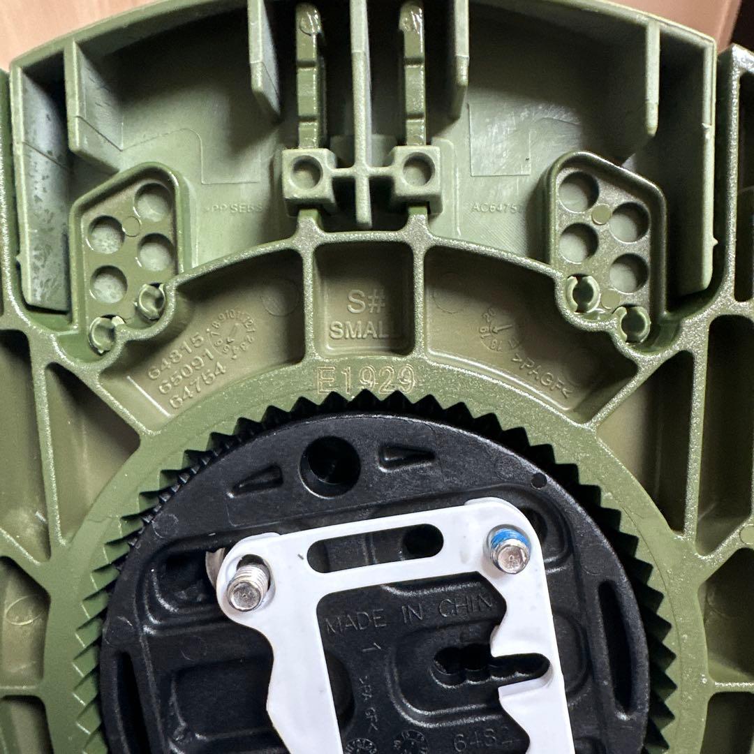 Salomon rhythmスノーボードビンディング オリーブグリーン