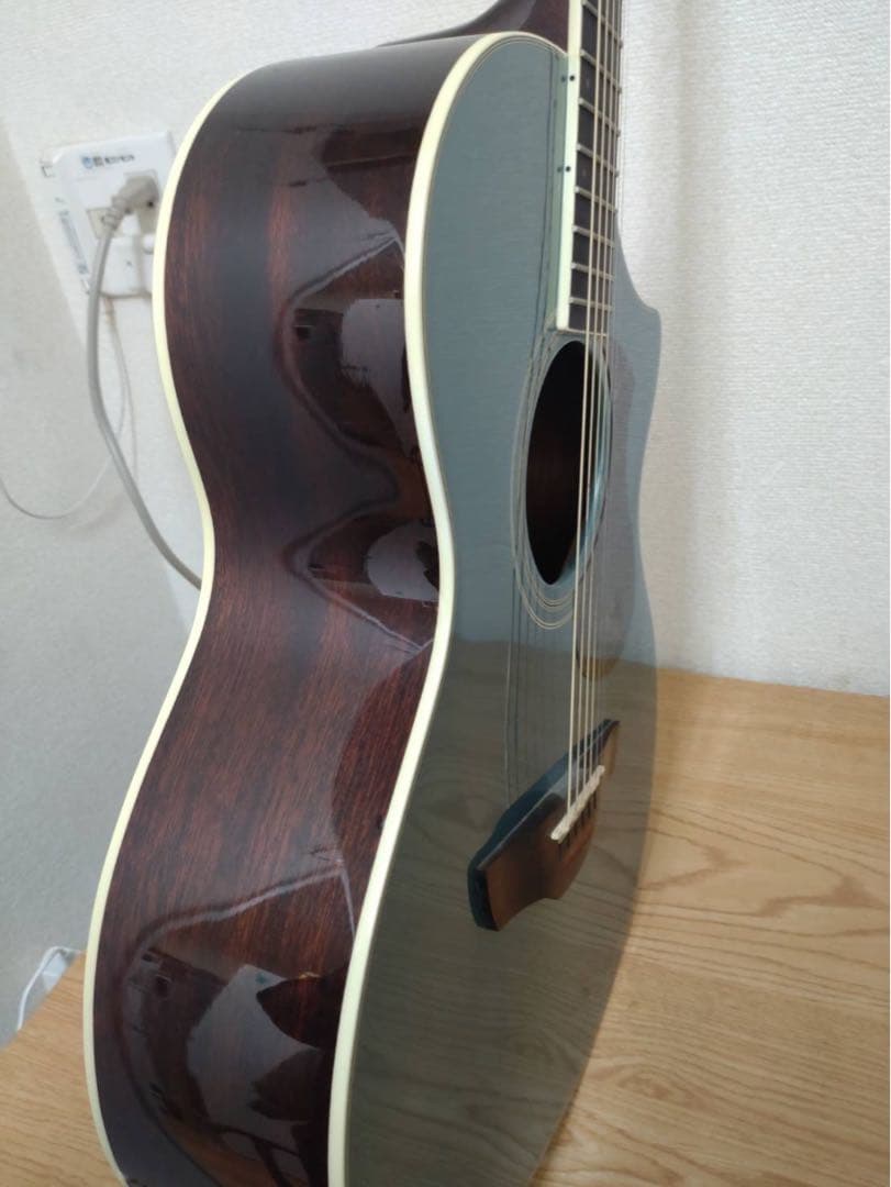 James J-400AC/EBU ジェームスエレアコギター