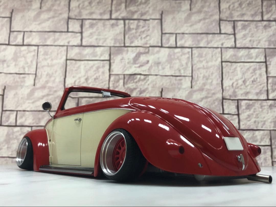 1/18ミニカー　ワーゲンビートル深リムカスタム　V字竹槍マフラー