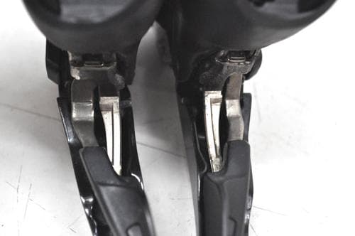 SHIMANO 105 ST-5700 2X10速 STIレバー