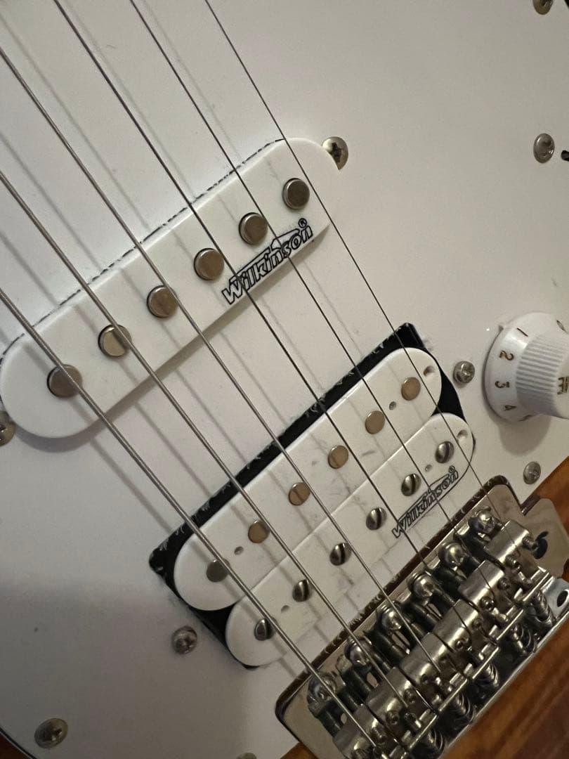 BUSKER'S バスカーズ　ストラトキャスタータイプ