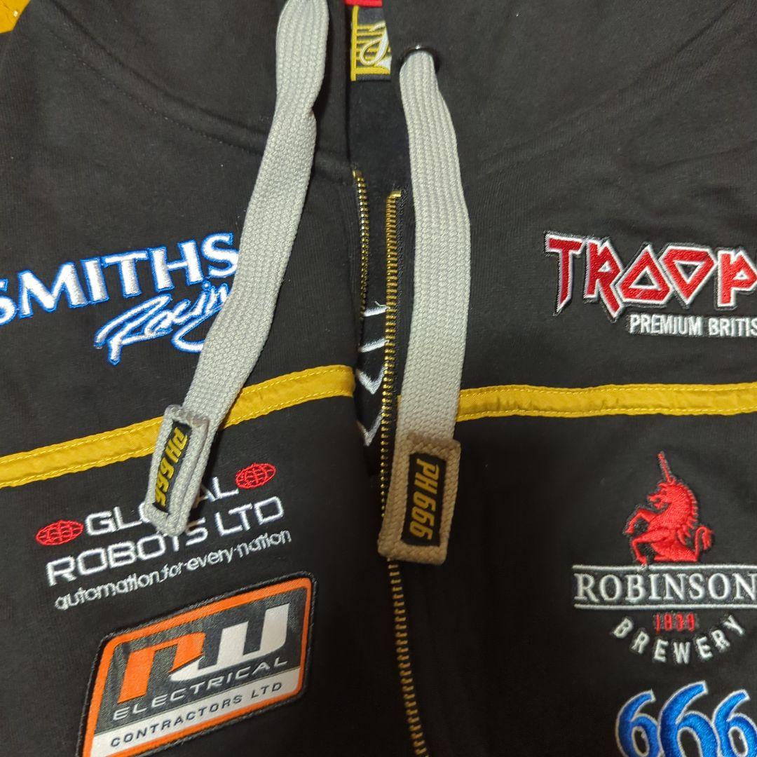 スポンサーブランド、コラボアイテム プリカウェアー