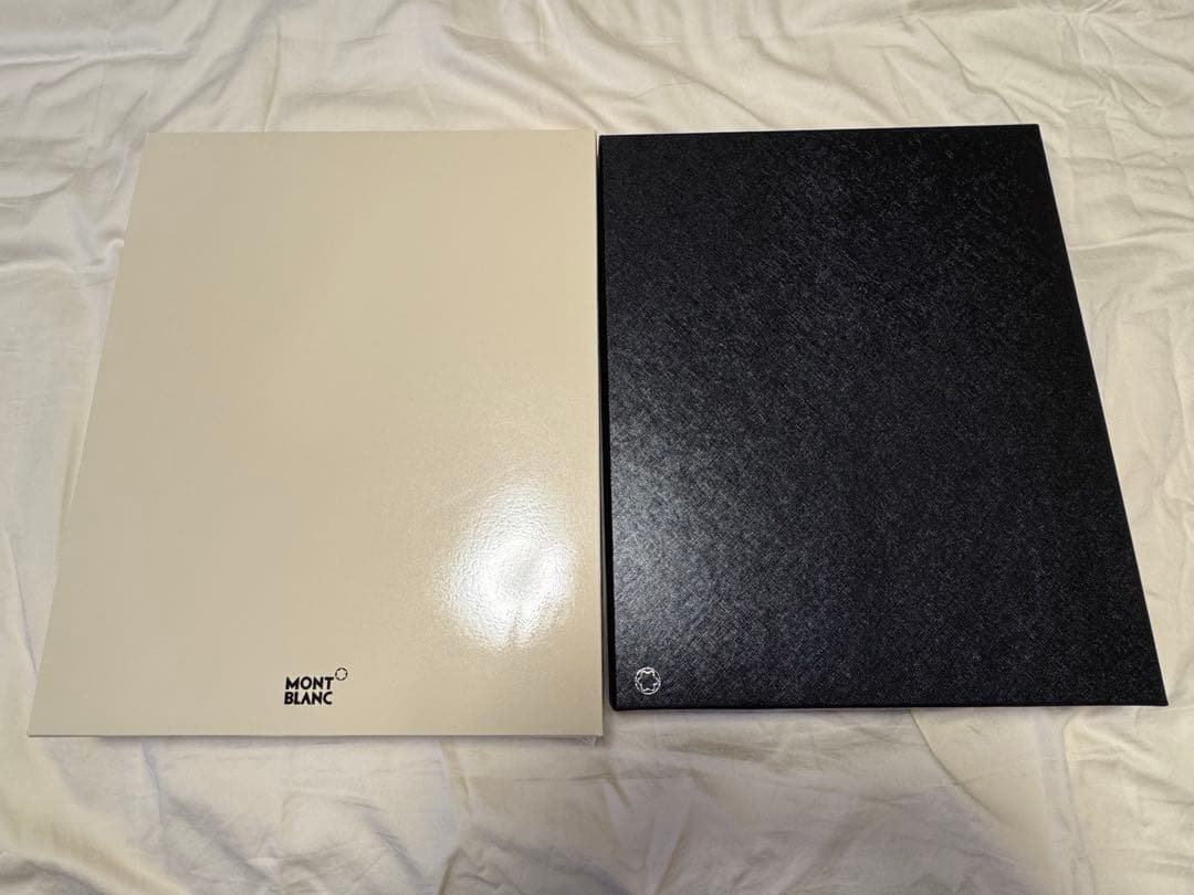 未使用　新品　モンブラン　4810 ノートパッドホルダー