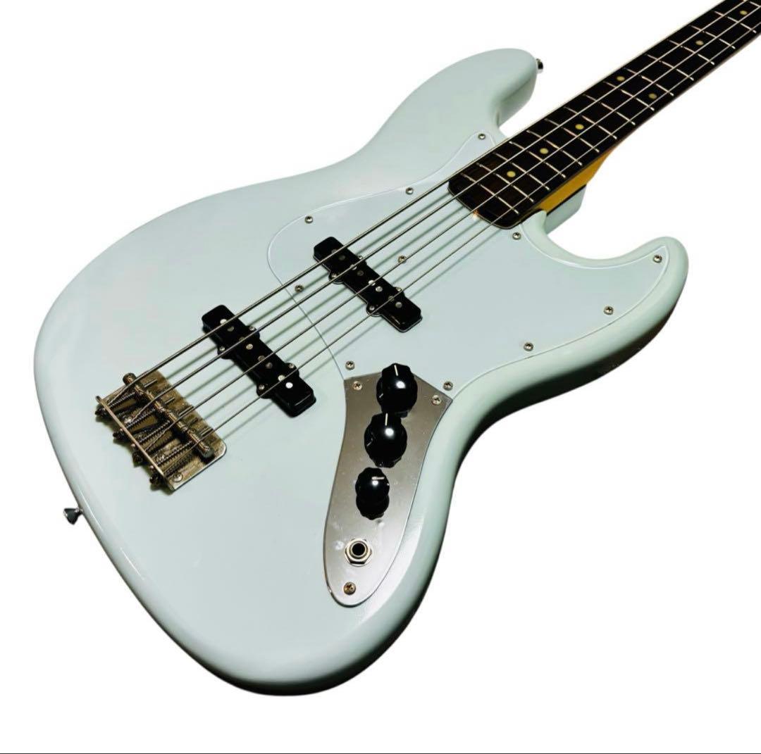 EDWARDS エレキベース