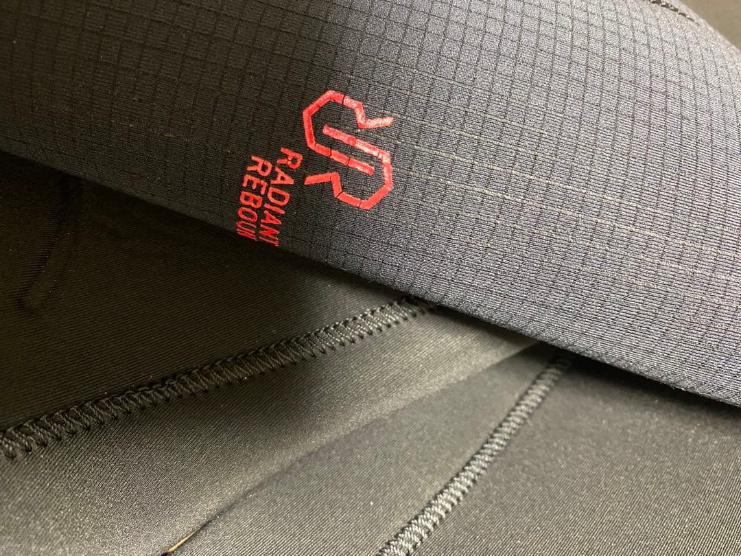 Xcel INFINITY フルスーツ フード付き