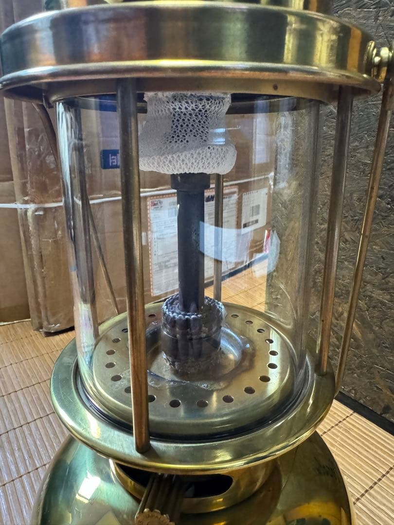 ヴェイパラックス ランタン 300 ポリッシュドブラス VAPALUX