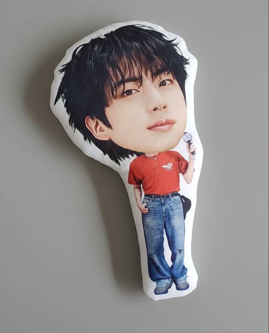 BTS Jin ソクジン ジン 2等身クッション 30cm