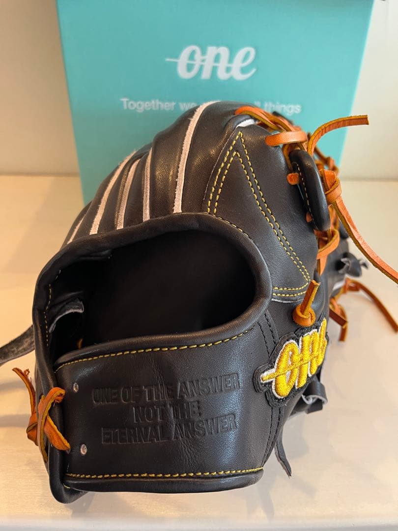 ONE OF THE ANSWER 外野手　グラブ