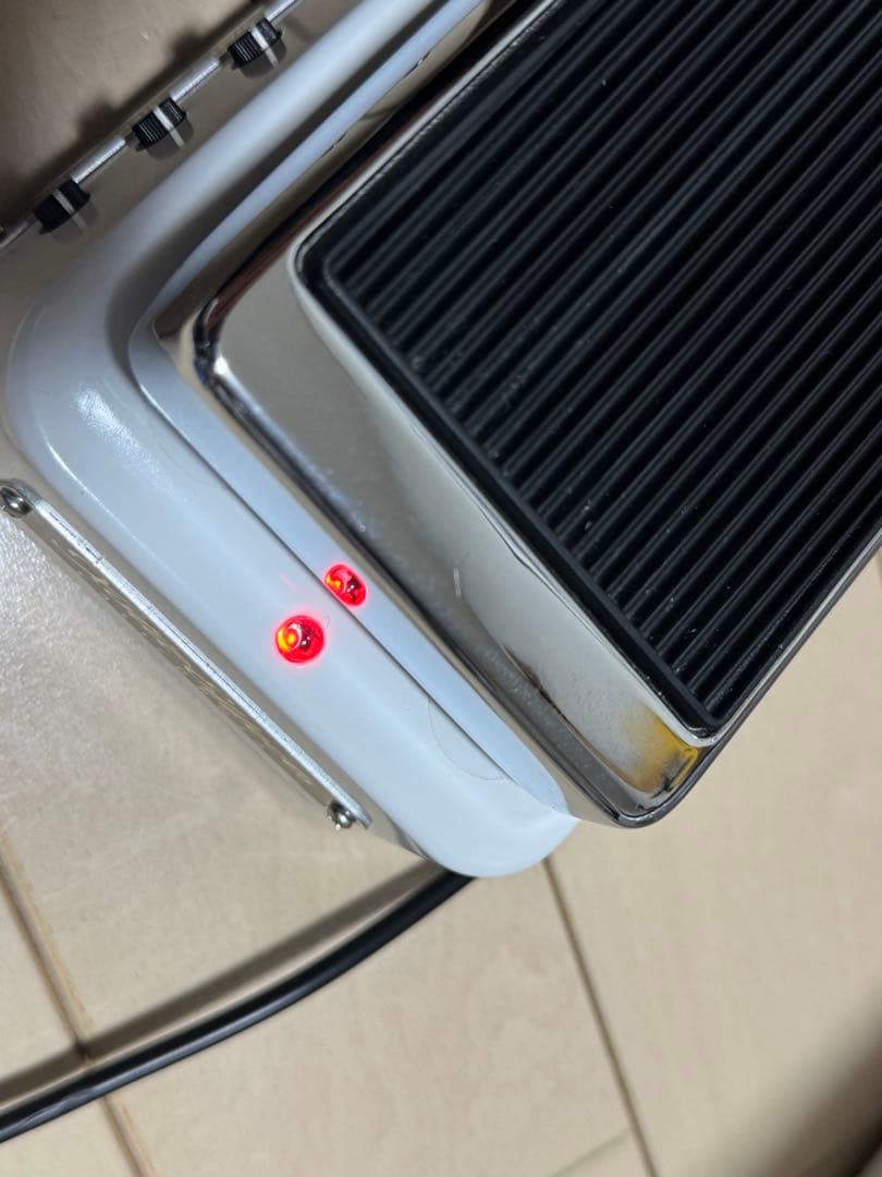 早いもの勝ち！Xotic エキゾチック エフェクターワウペダル Wah XW-1