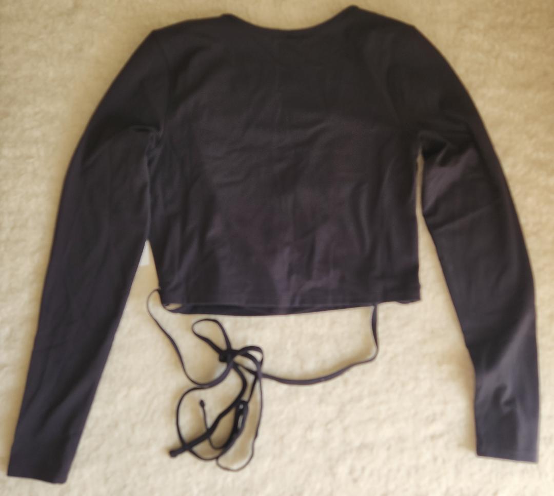 lululemon Nulu 長袖クロップラップ