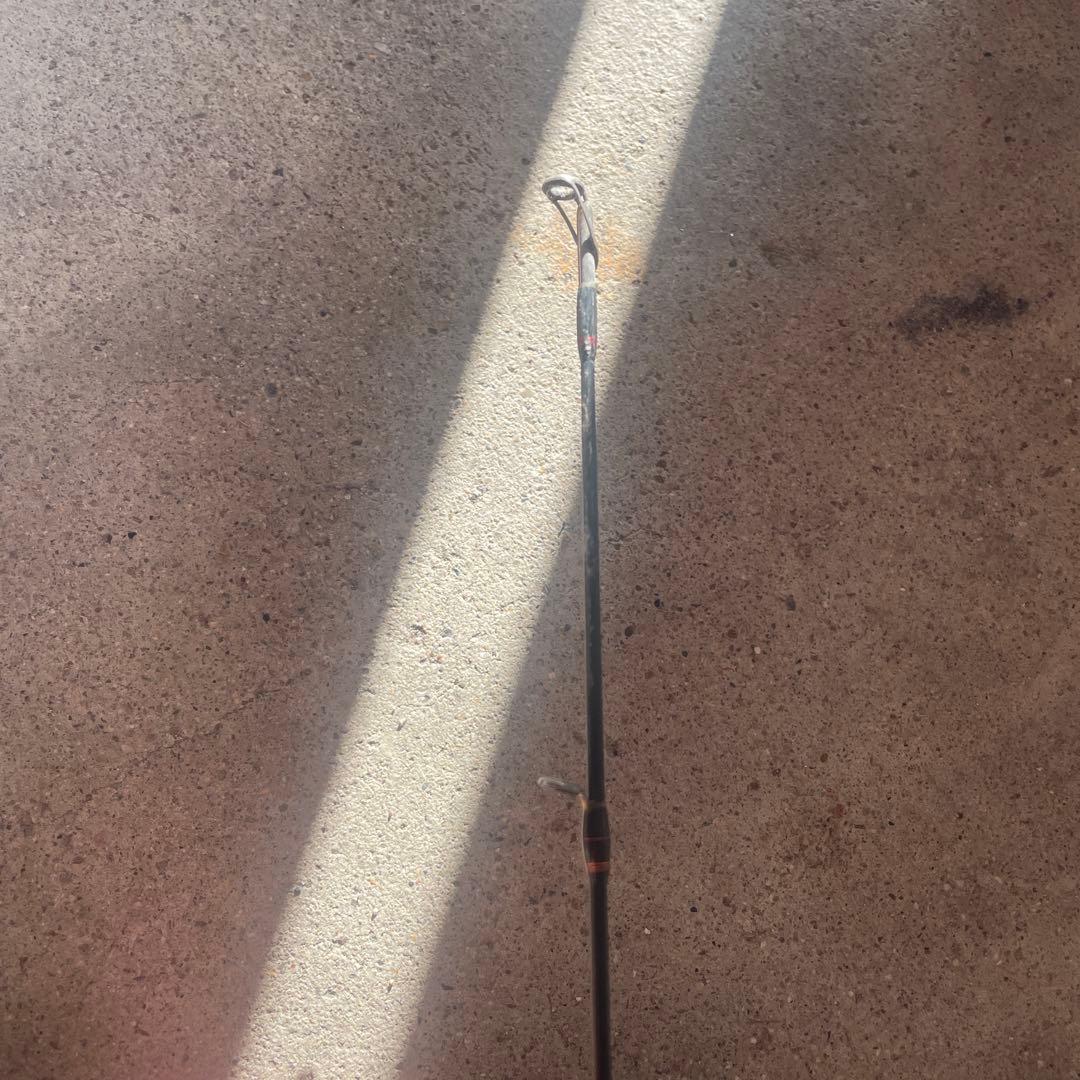 フィッシングロッドとベイトリールセット　メガバス