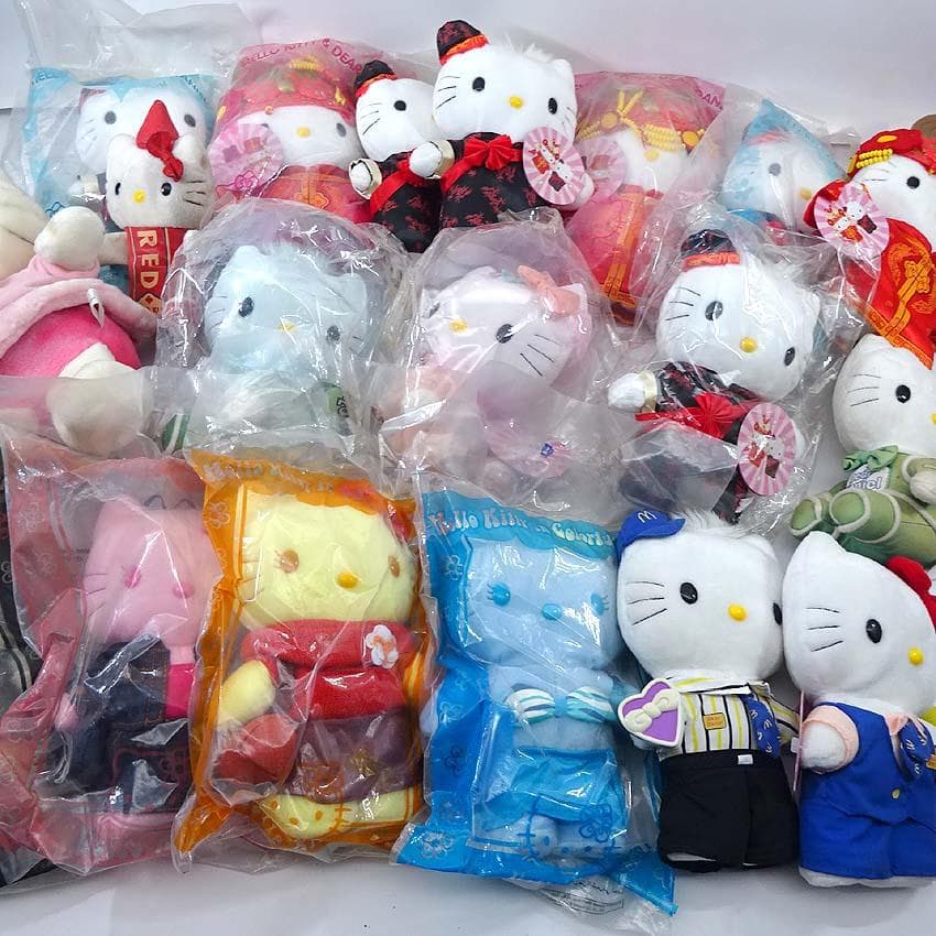 【q-085s/k】 ハローキティ　ぬいぐるみ　大量　マクドナルド　当時物