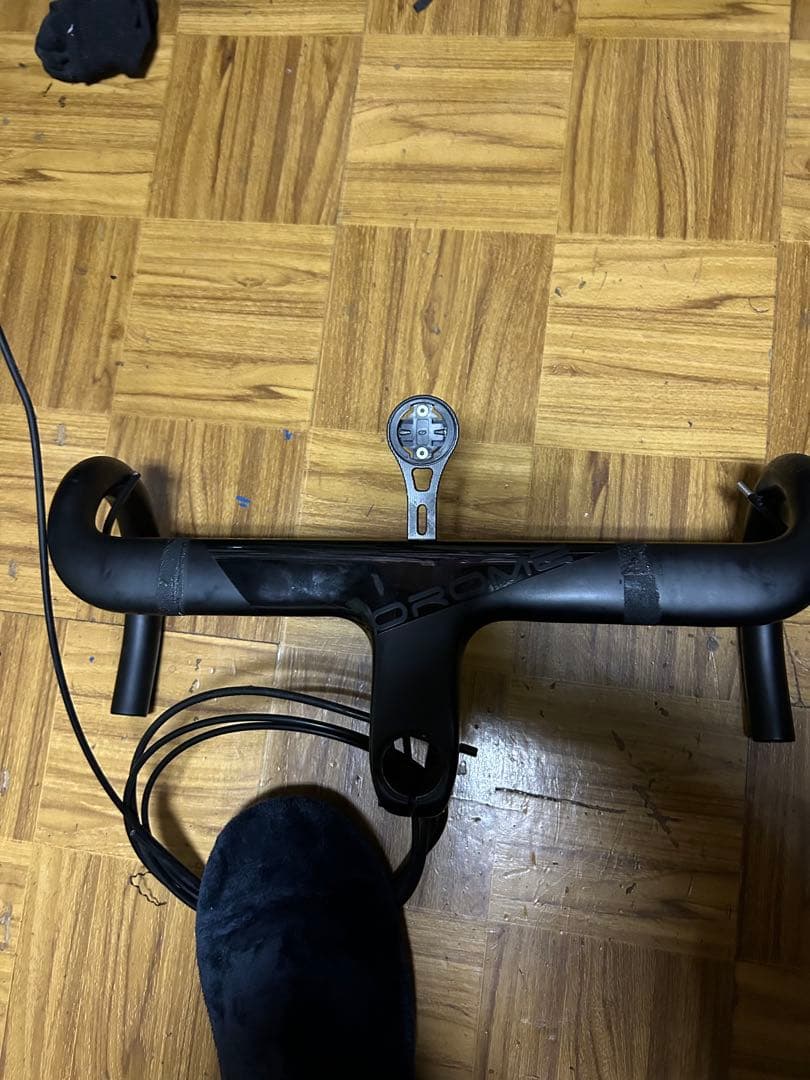 エルブス純正　ステム一体型カーボンハンドル