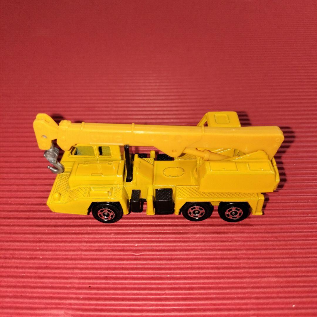 トミカ『UD ユニックトラッククレーン』未開封品