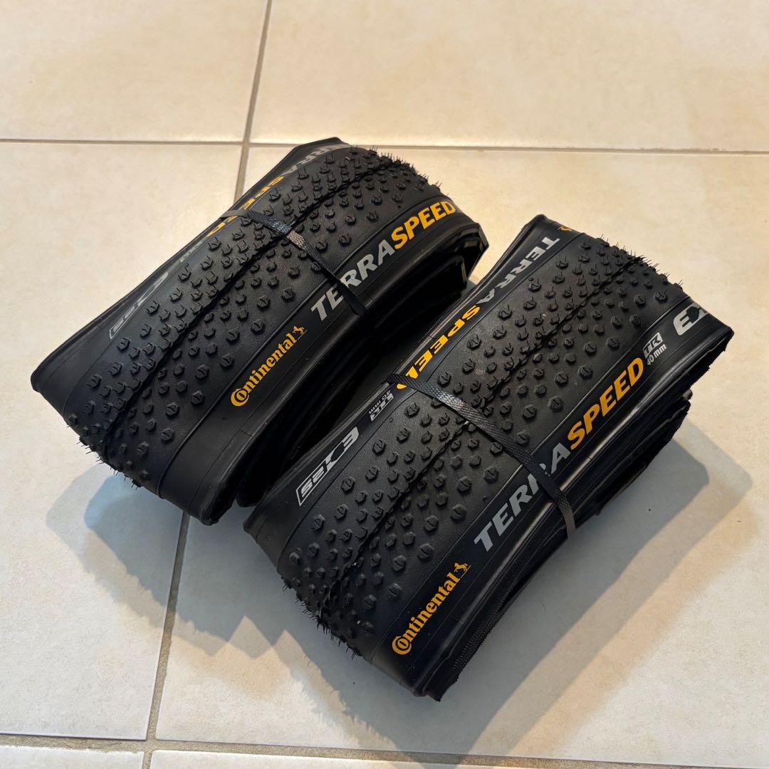 2本セット●コンチネンタル700x40C●テラスピードプロテクション黒