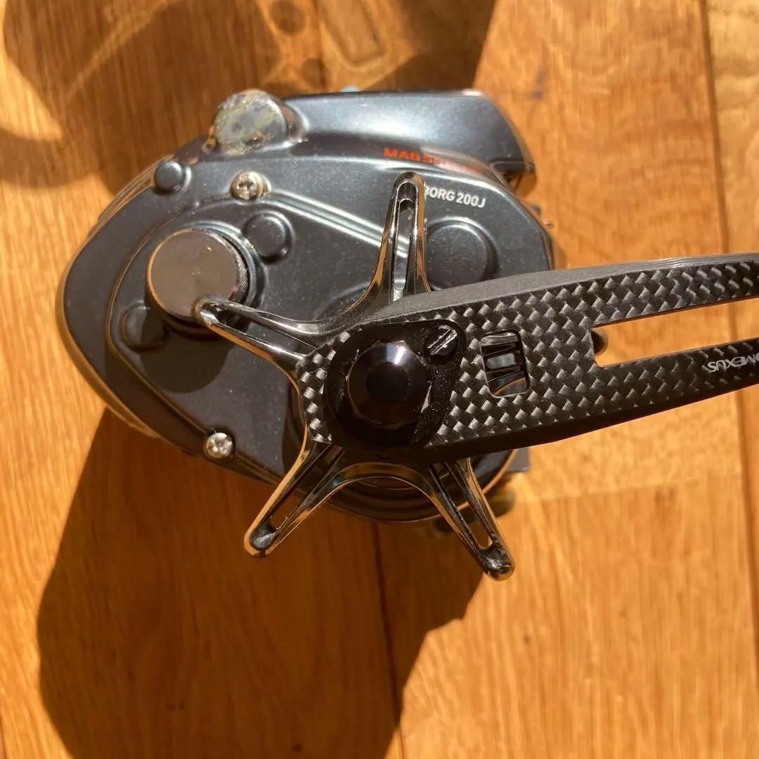 ジャンク品　電動リール　SEABORG 200J シーボーグ 充電器