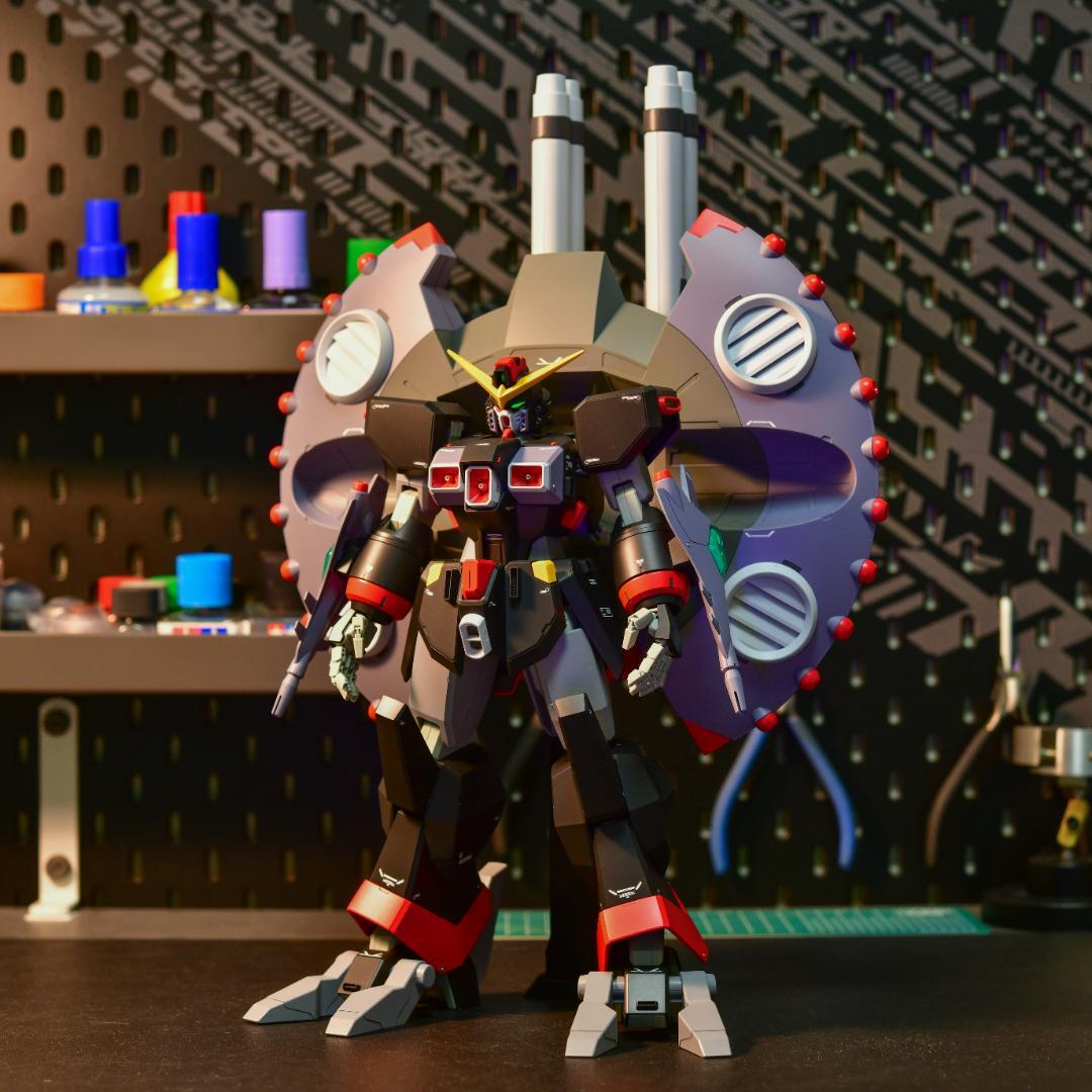 【全塗装完成品】HG デストロイガンダム