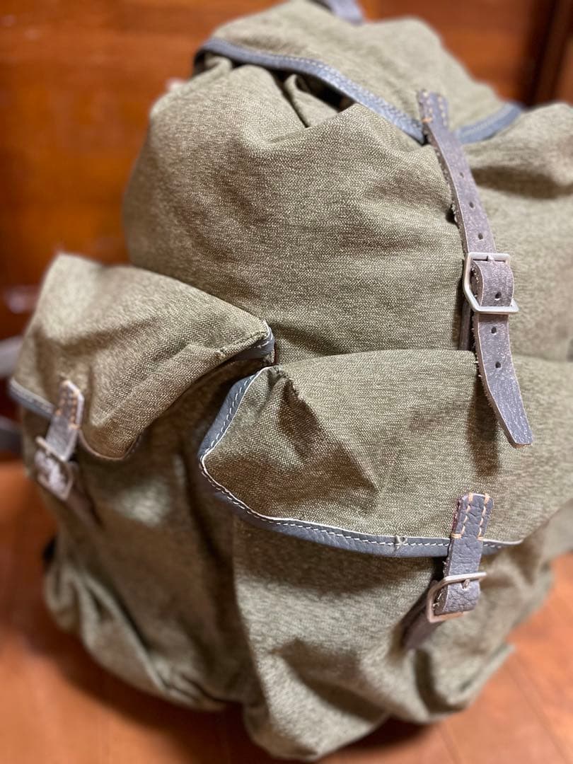 ヴィンテージ　スイス軍　ごま塩　バッグパック　リュック　実物　サバゲー　50年代