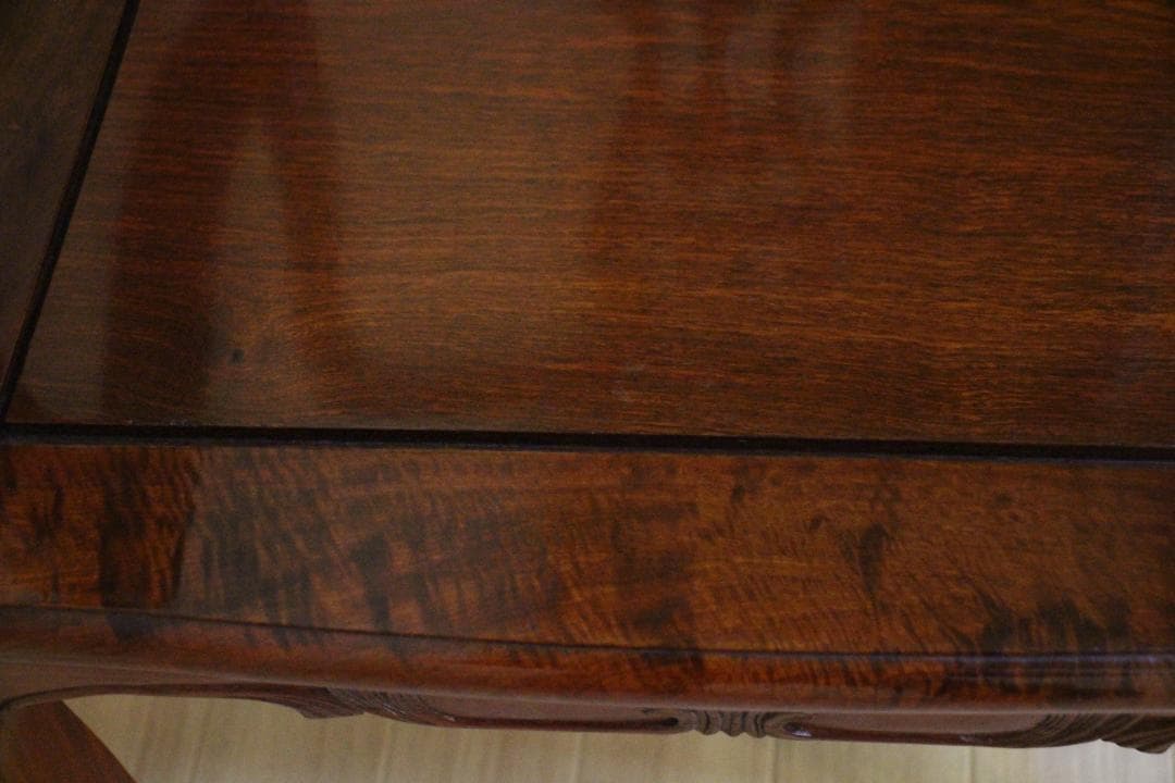 アジアンスタイル 木製椅子 彫刻入り