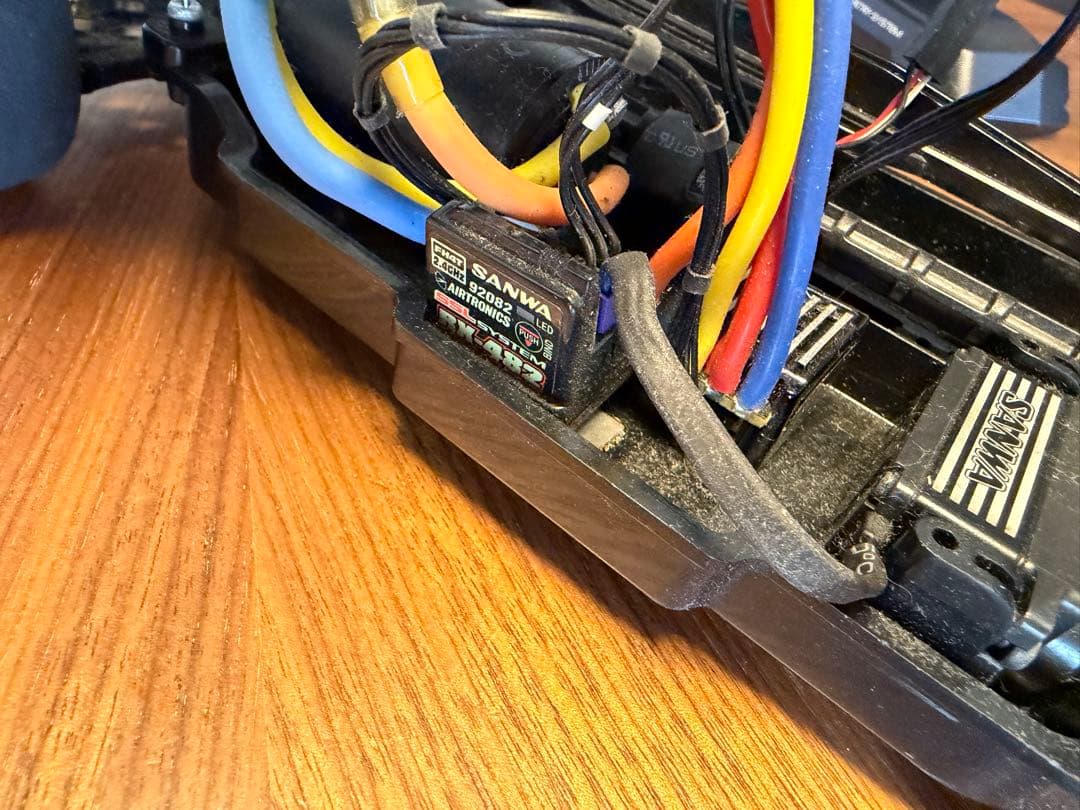 タミヤ　サンワ　ヨコモ　ラジコン