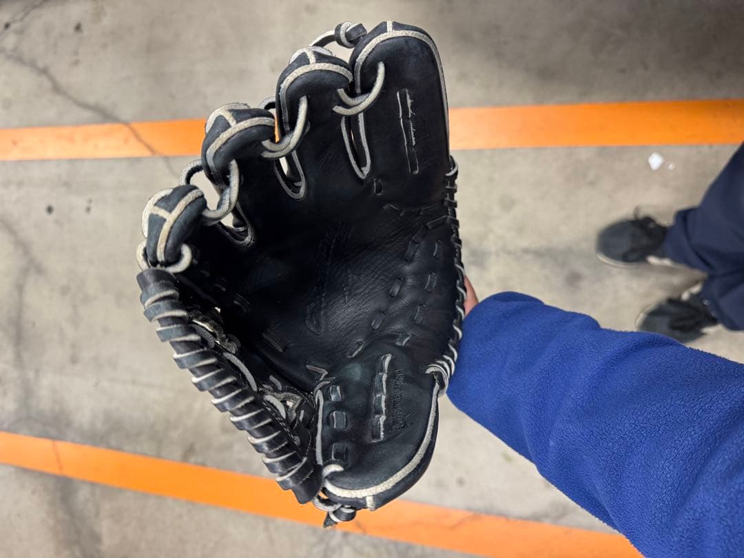 グローブ boyziiidad