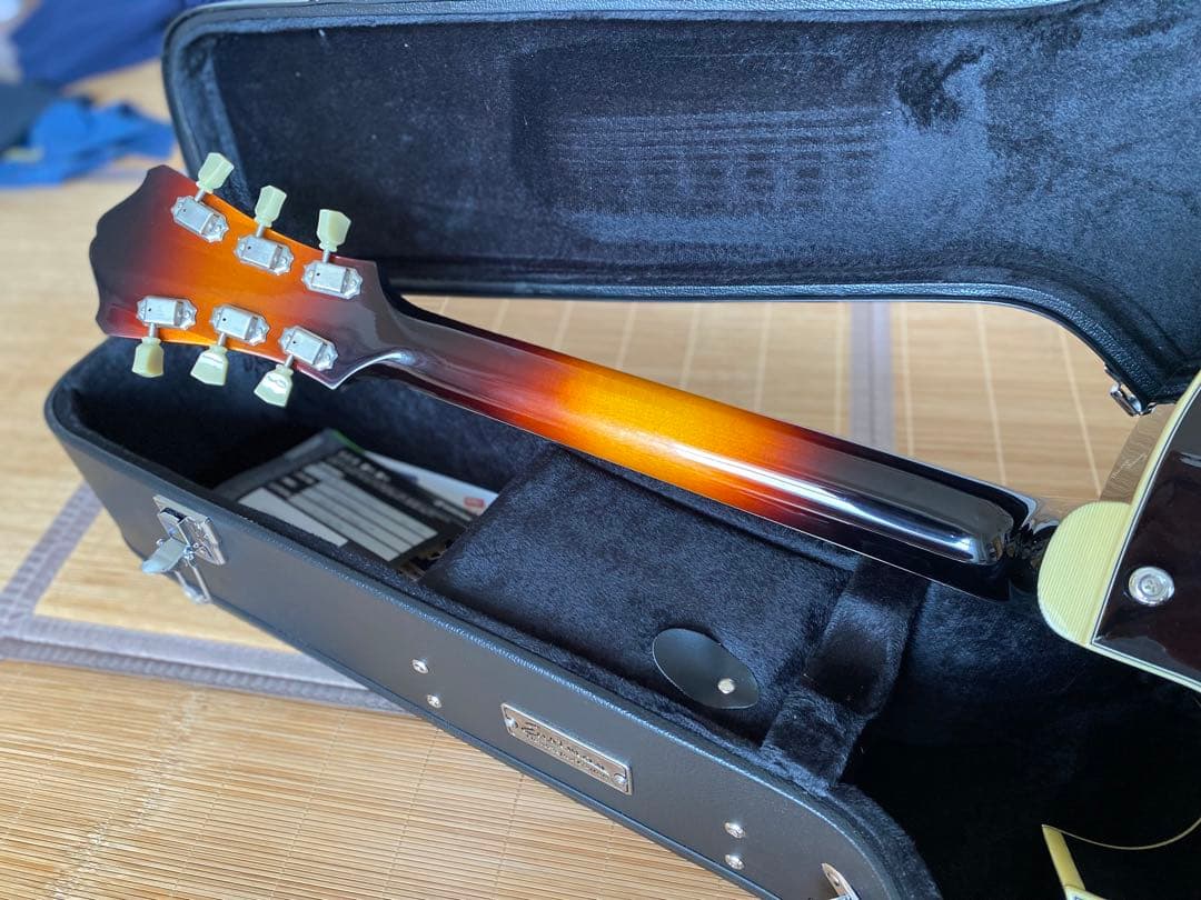 Eastman AR372CE Sunburst イーストマン　フルアコギター