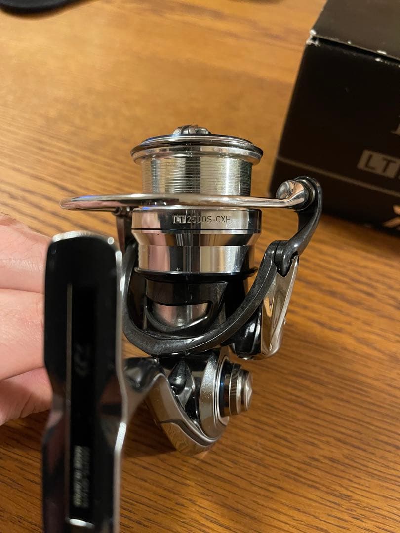 DAIWA EXIST イグジストLT2500S-CXH