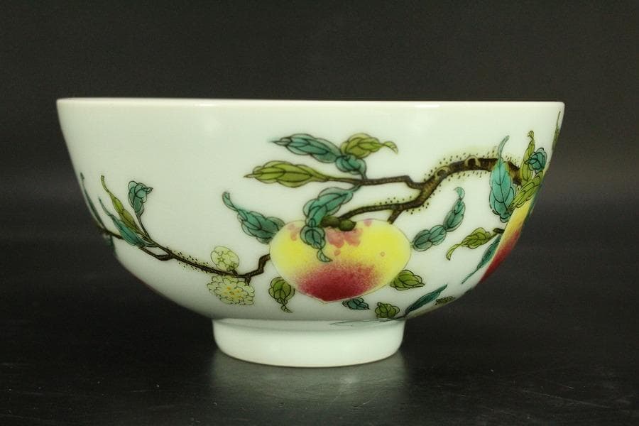 中国美術 色絵 桃蝙蝠 碗(A798)