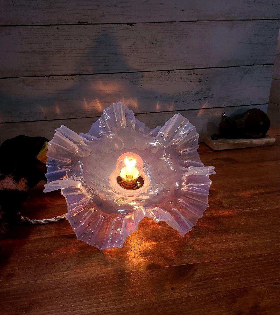 フランスアンティーク ペンダントライト オパールセントガラス フリルシェード