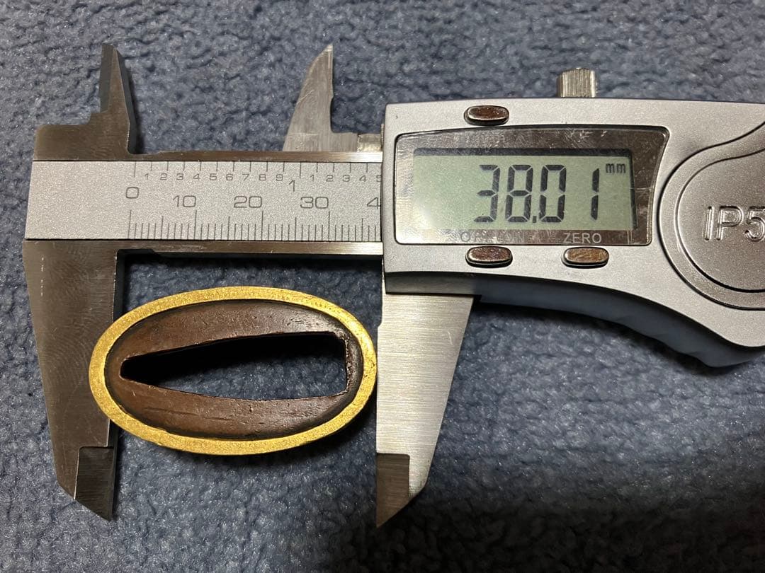 縁頭　魚子地　現代物