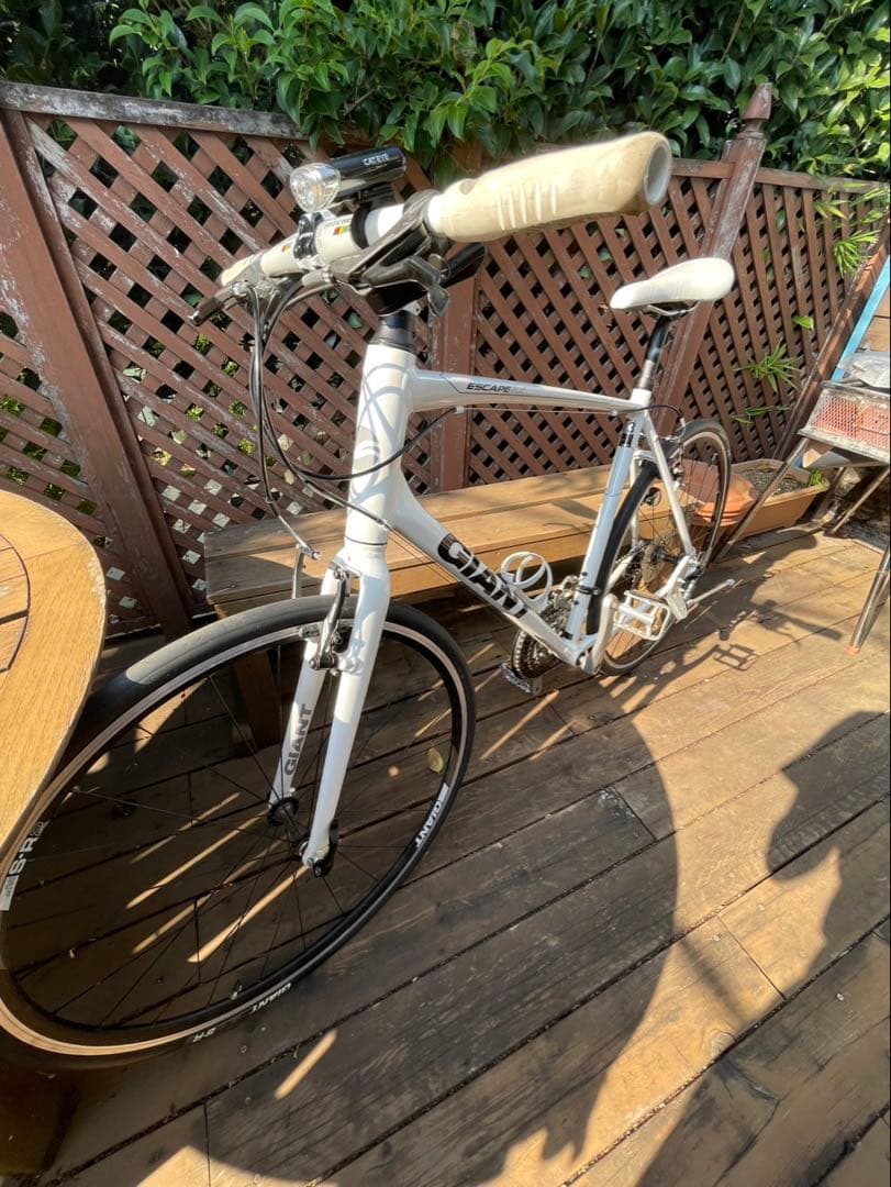 【Giant】クロスバイク 自転車※東京都小金井市引取