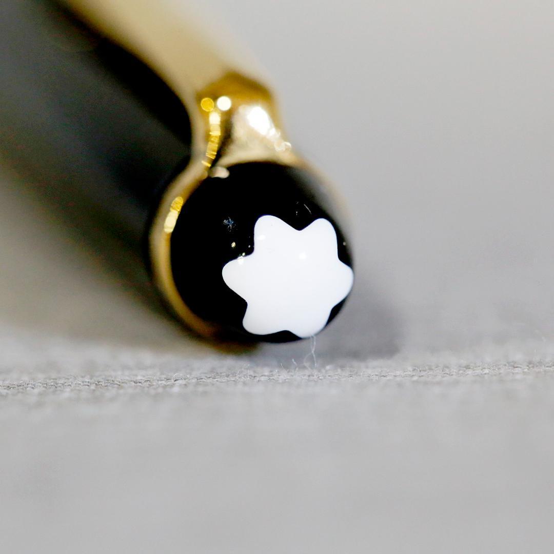 【美品 送料込み】モンブラン 万年筆 １４４ マイスターシュテュック