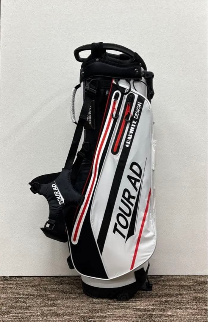 グラファイトデザインキャディーバック　2023年モデル　プロ支給品　ホワイト