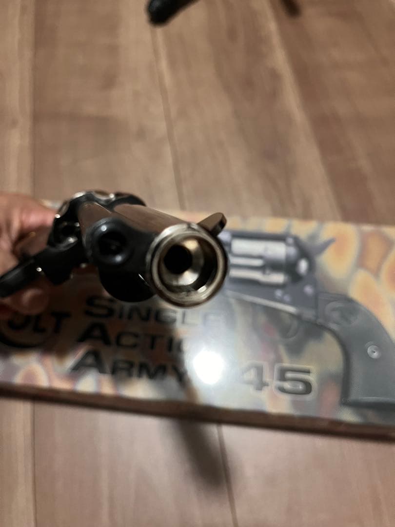 COLT S.A.A. .45 シングルアクションリボルバー