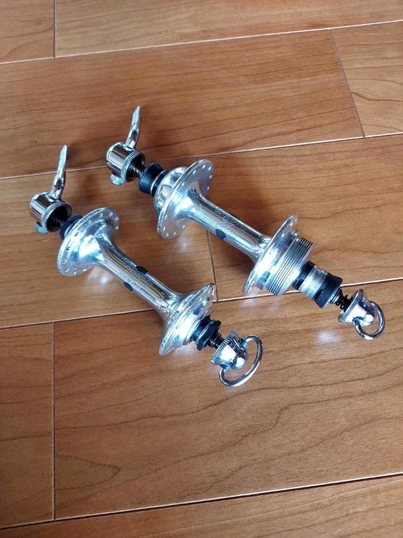 激レア希少 デッドストック カンパニョーロ レコードスモールフランジハブ直QR