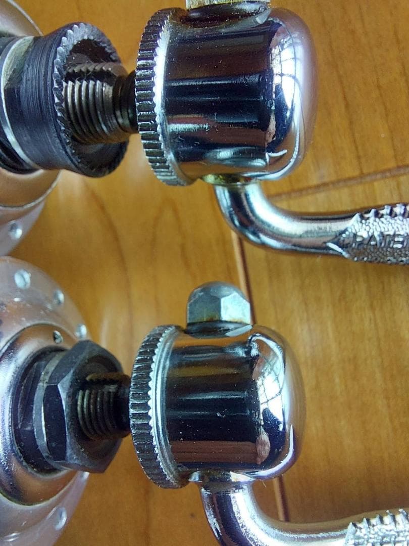 激レア希少 デッドストック カンパニョーロ レコードスモールフランジハブ直QR