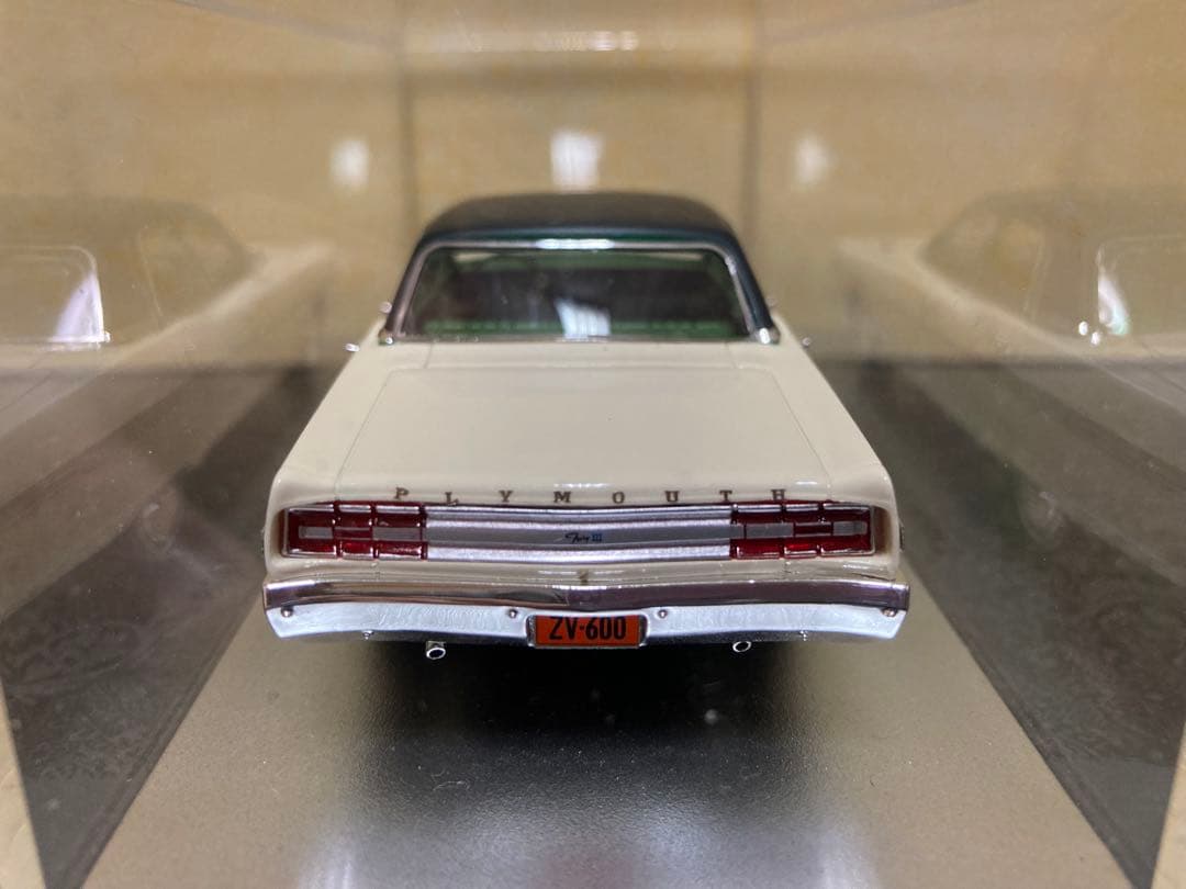 KESS 1/43 Plymouth 1968 プリマス フューリ プリムス