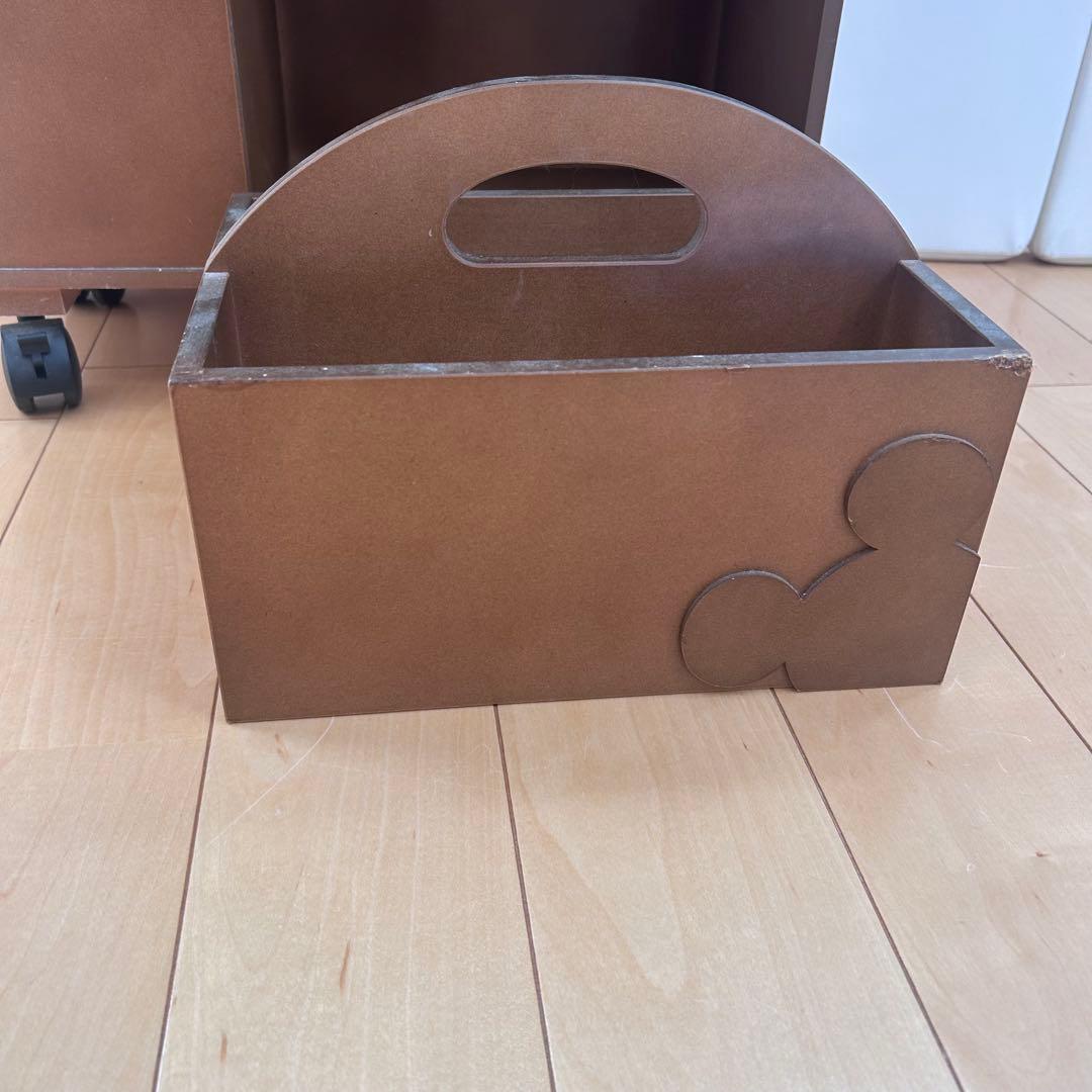 ミッキーマウス　コンパクトコスメワゴン希少　アラウニハワイピンバッジ　ディズニー