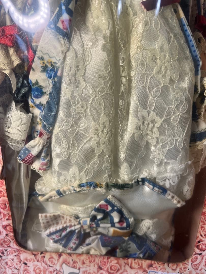 【新品・未使用】コレクターズ ポーセリンドール 西洋人形