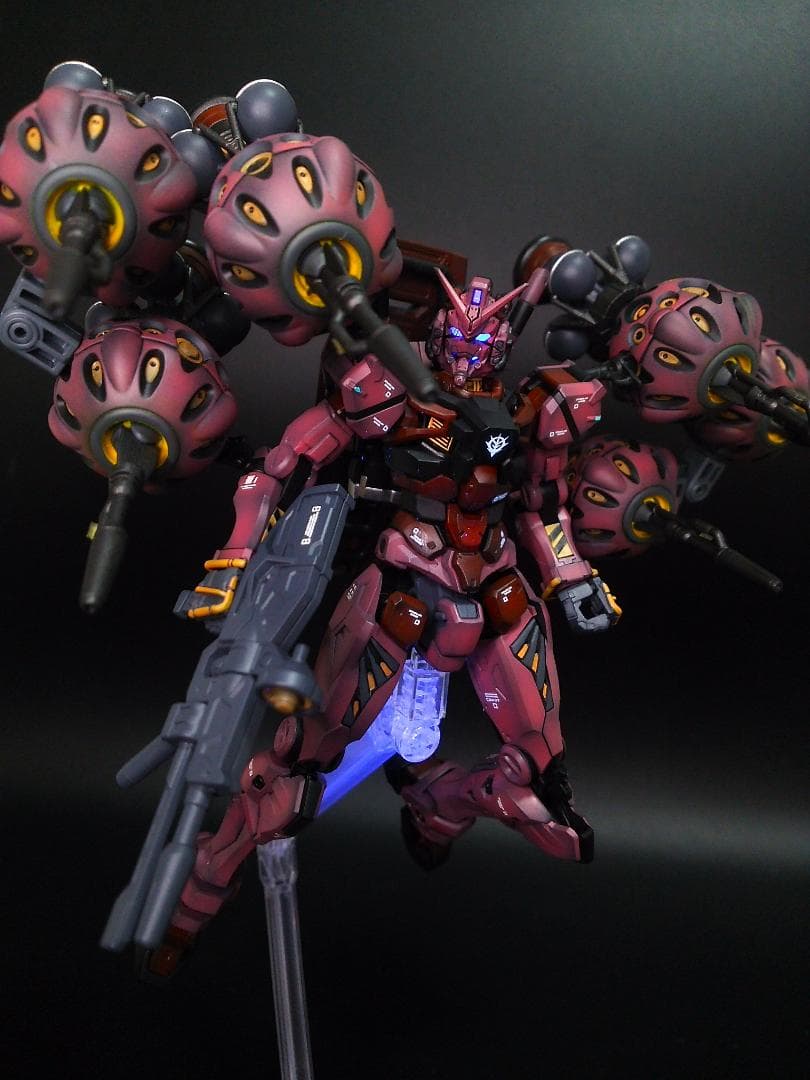 HG 赤いガンダム　ビット６機装備