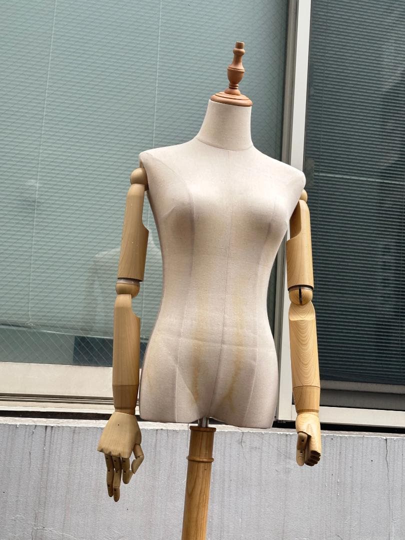 女性用マネキン 可動式腕付き
