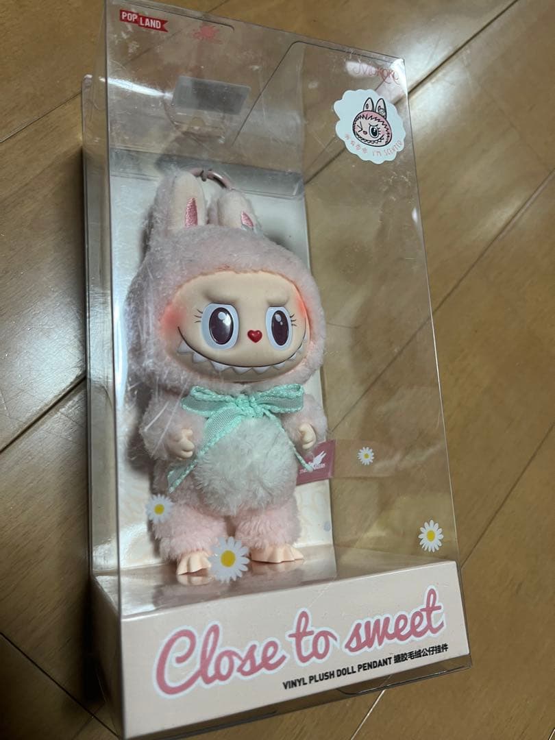モココ　POPMART ランド MOKOKO CLOSE TO SWEET