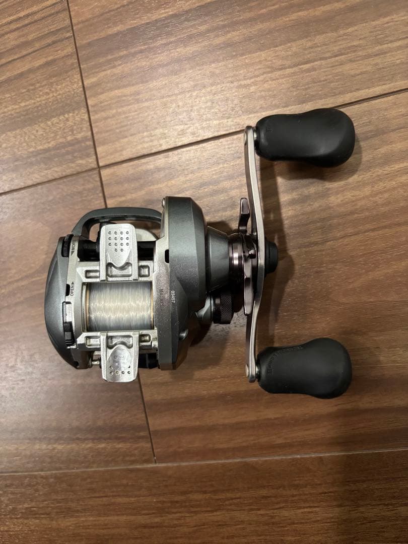 SHIMANO シマノ 15 CURADO クラド 201HG 左