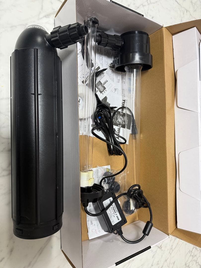 美品 カミハタ ターボツイストZ 36W 紫外線殺菌灯｜使用1ヶ月未満