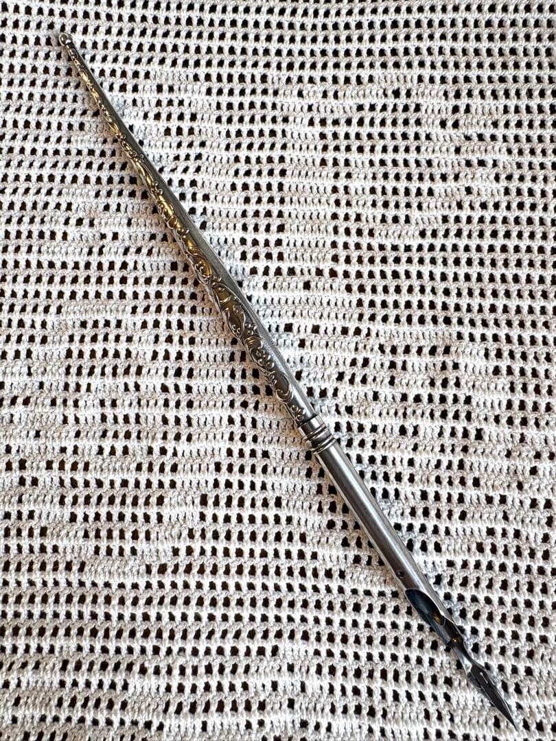 ♡フランスアンティーク　インクペン　ヤドリギ　カリグラフィー　アール・ヌーヴォー